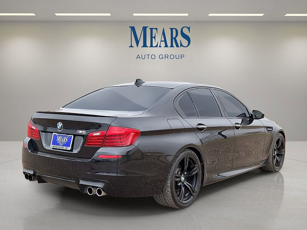 Used 2015 BMW M5 image 5