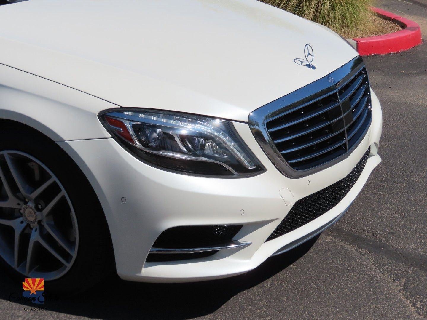 Used 2014 Mercedes-Benz S 550 Sedan w/ Sport Package w/ Sport Package image 35