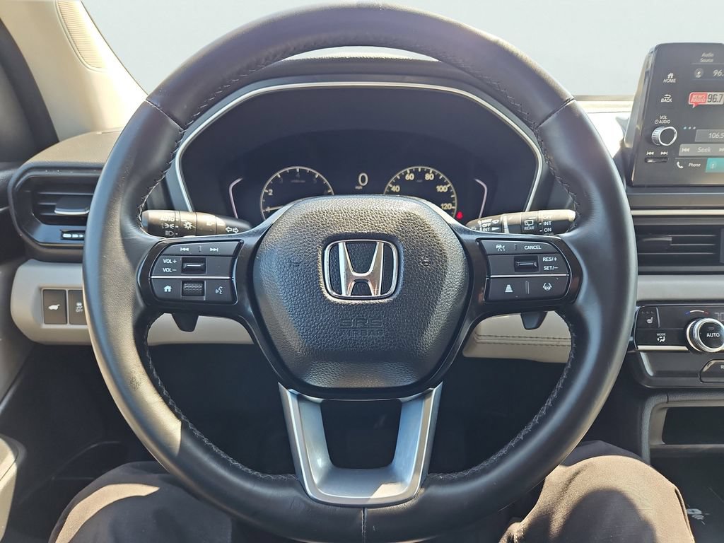 Certified 2025 Honda Pilot EX-L image 30