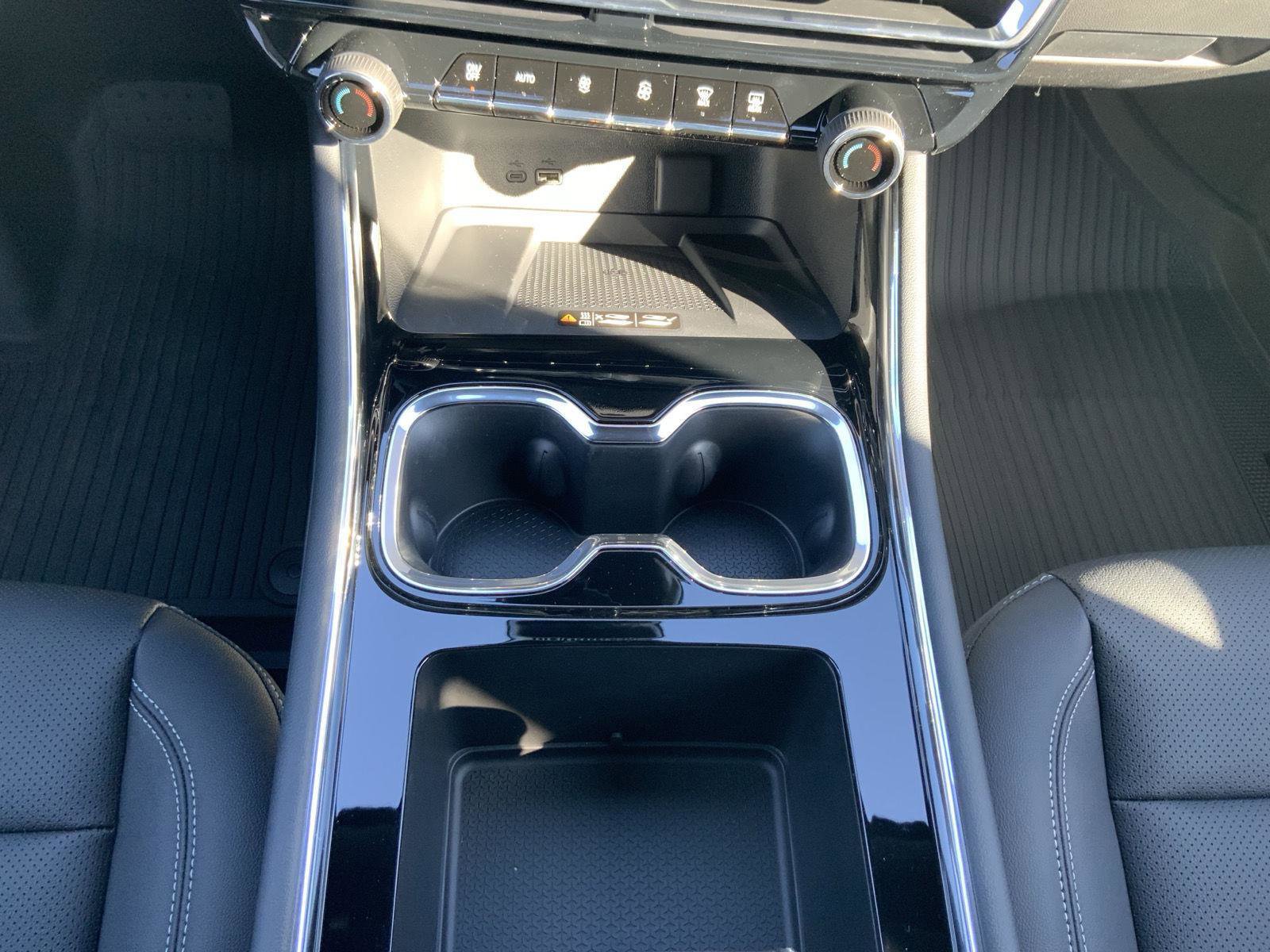 New 2026 Chevrolet Traverse LT w/ Driver Confidence Package image 52