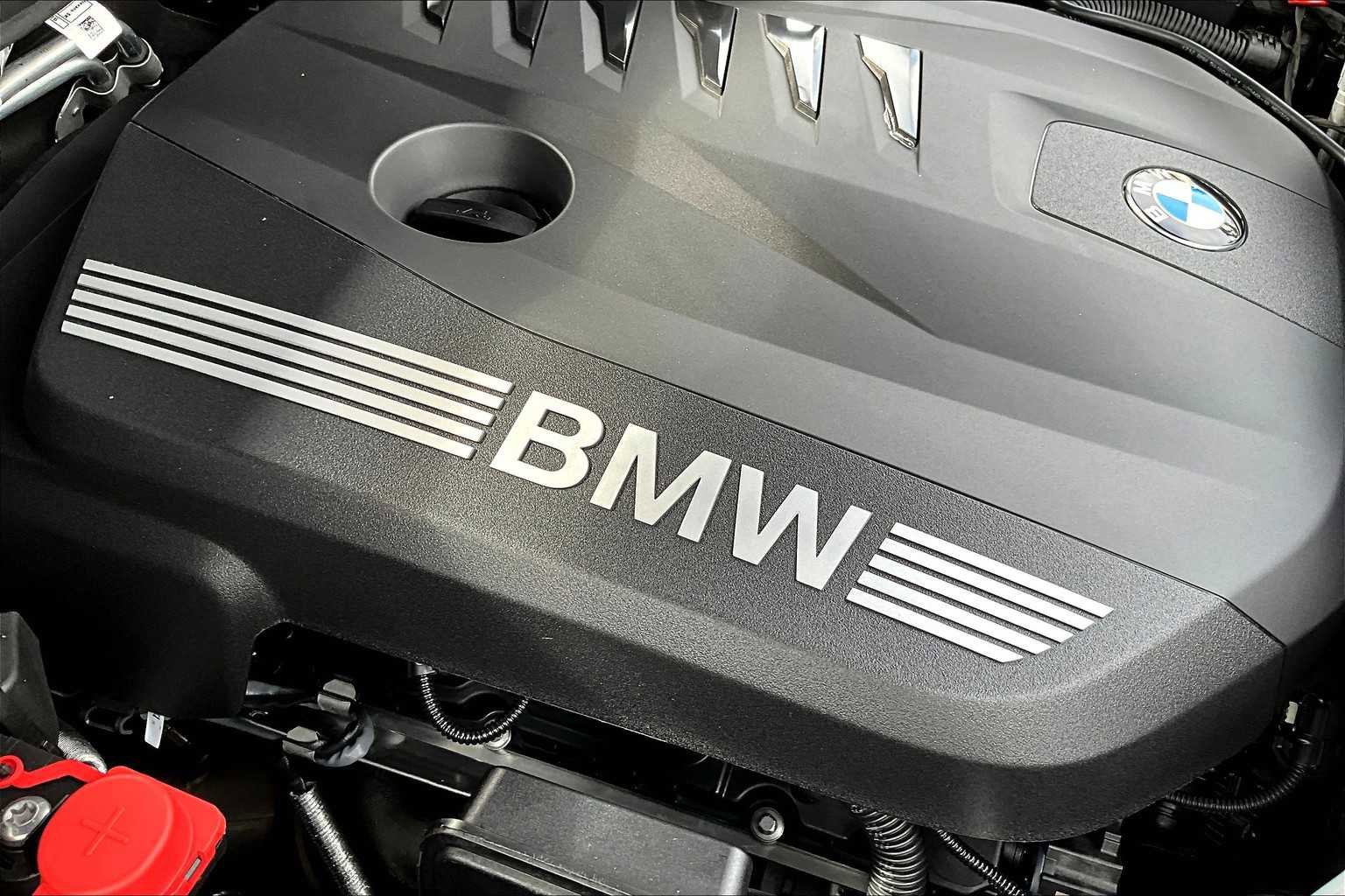 New 2026 BMW X5 sDrive40i w/ M Sport Package image 17