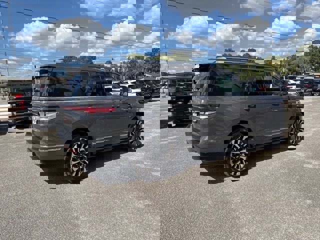 Used 2024 Lincoln Navigator Black Label image 15