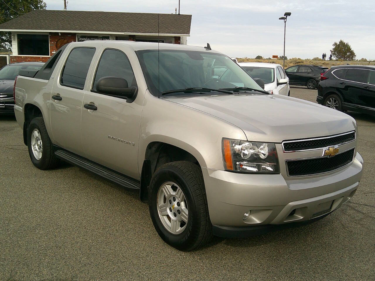 Used 2007 Chevrolet Avalanche LS