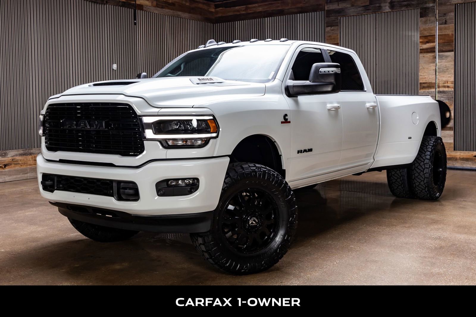Used 2024 RAM 3500 Laramie w/ Night Edition AWD/4WD image 5