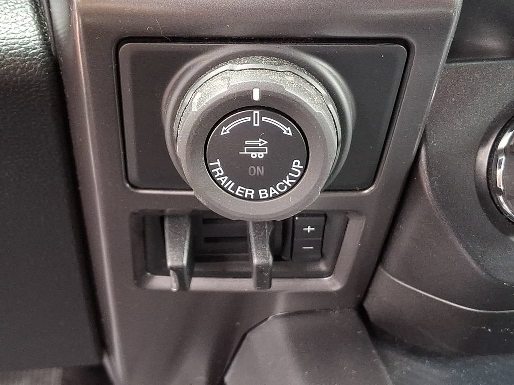 Used 2019 Ford F150 XLT w/ Equipment Group 302A Luxury AWD/4WD image 25