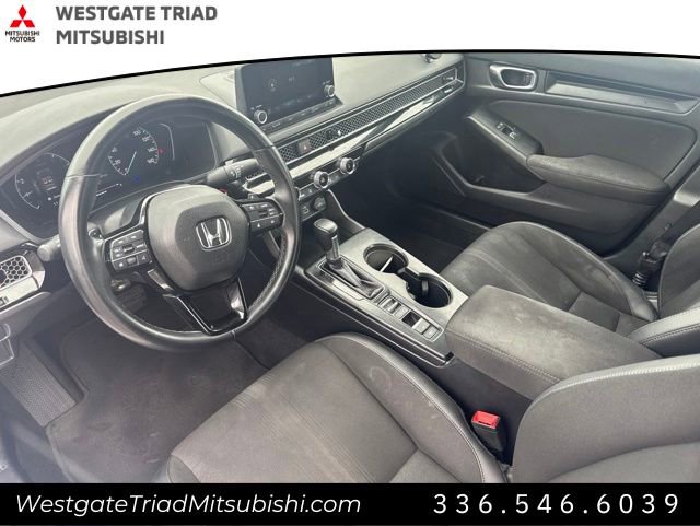 Used 2023 Honda Civic Sport image 6