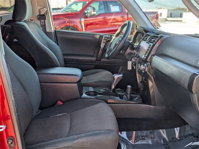 Used 2020 Toyota 4Runner 4WD image 36