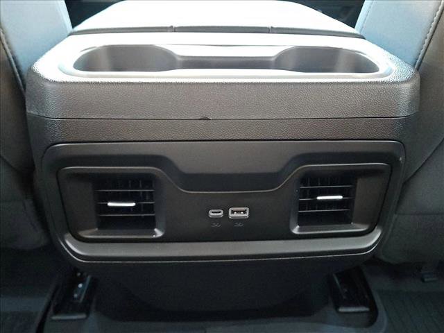 Used 2024 Chevrolet Silverado 1500 RST AWD/4WD image 18