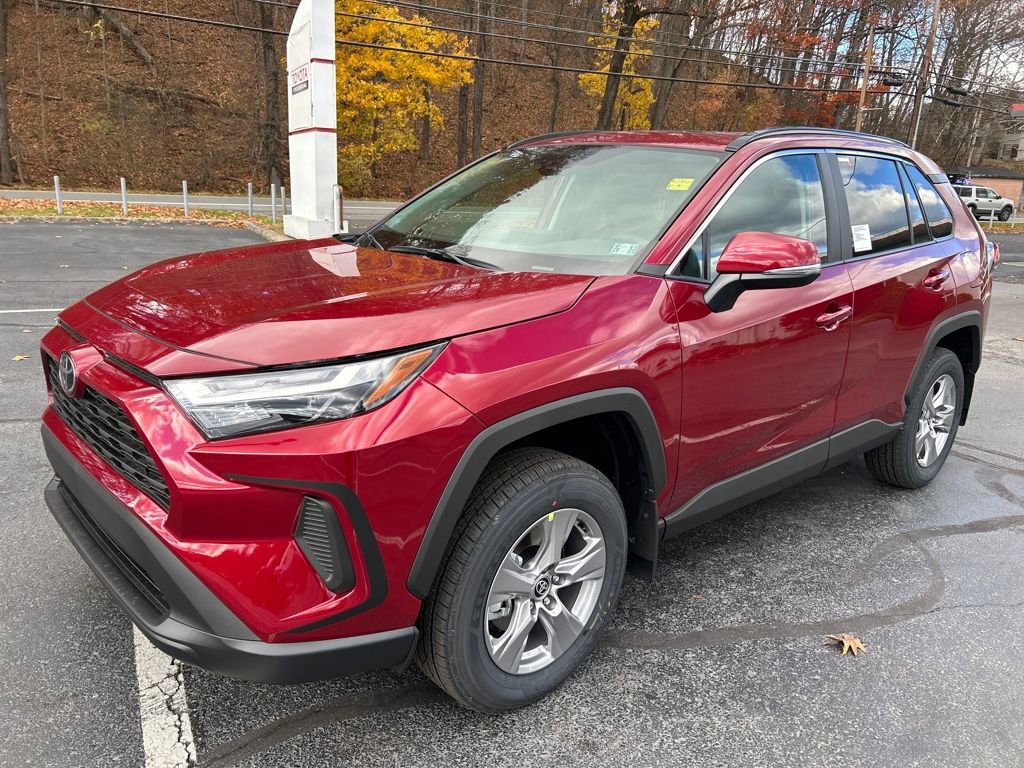 New 2025 Toyota RAV4 XLE