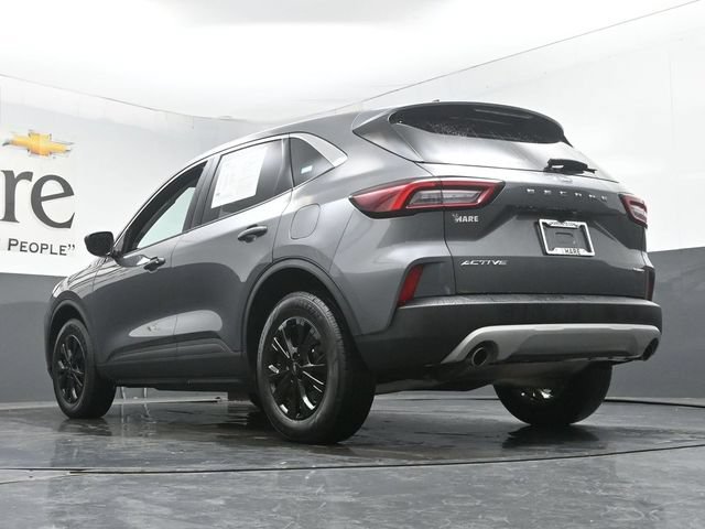 Used 2024 Ford Escape Active AWD/4WD image 5