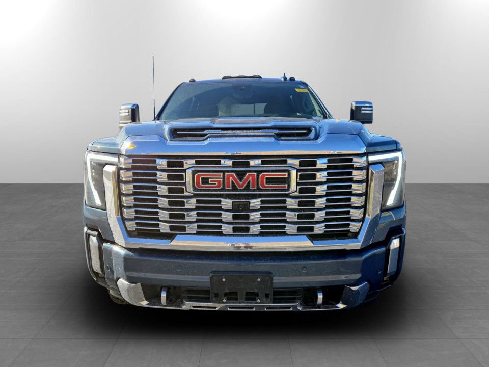 Used 2024 GMC Sierra 2500 Denali w/ Denali Reserve Package image 4