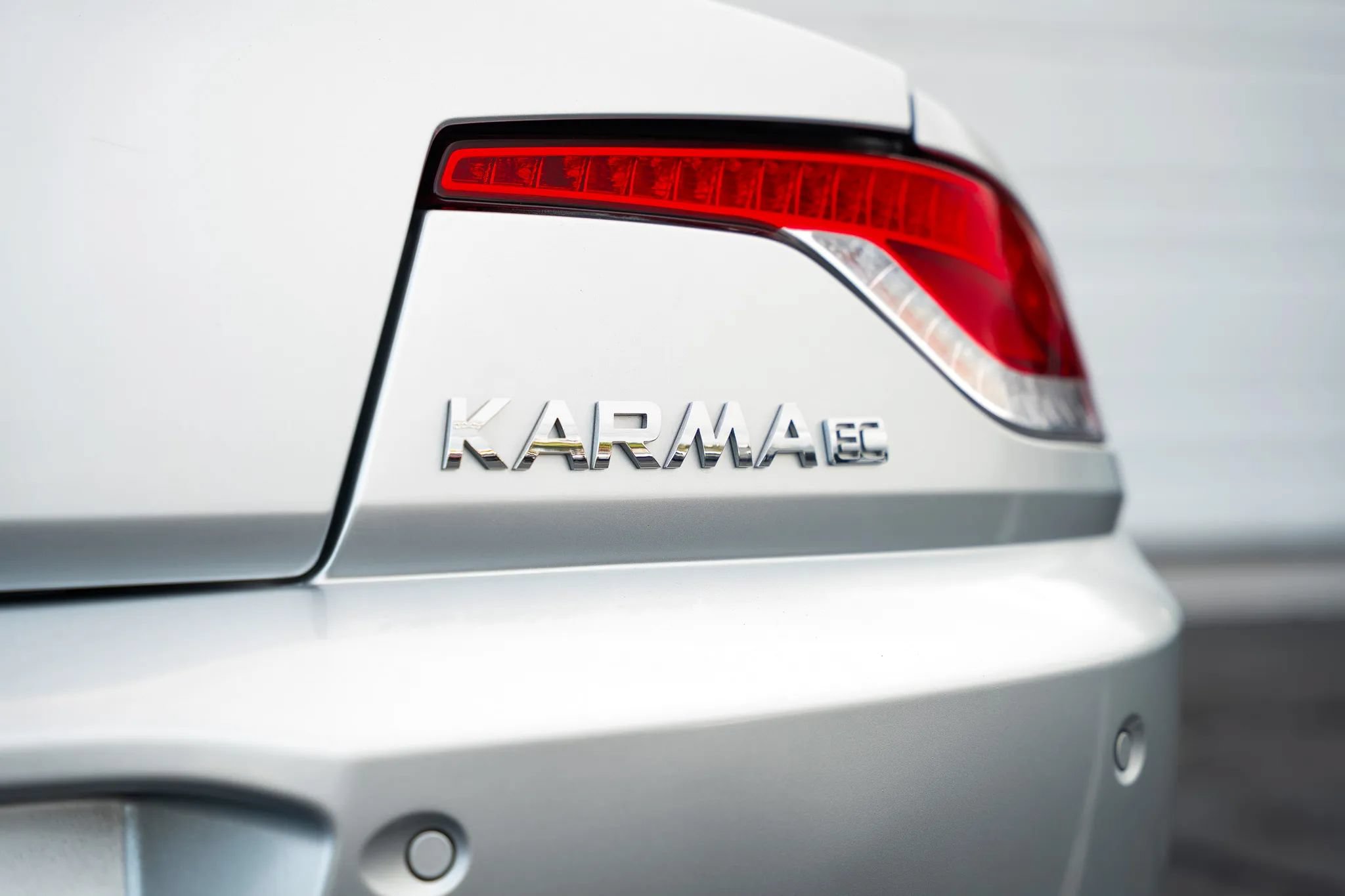 Used 2012 Fisker Karma EcoChic RWD image 53
