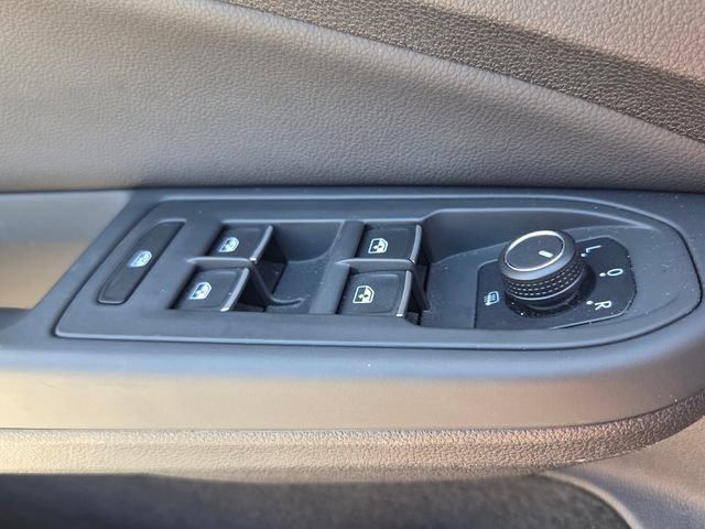 Used 2023 Volkswagen Golf 20th Anniversary Edition AWD/4WD image 30