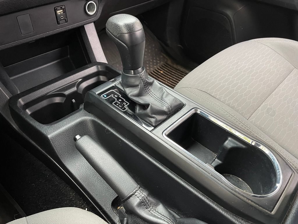 Used 2019 Toyota Tacoma SR w/ SR Convenience Package RWD image 21