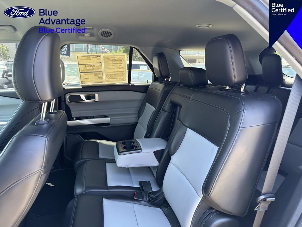 Used 2023 Ford Explorer XLT w/ Equipment Group 202A RWD image 14