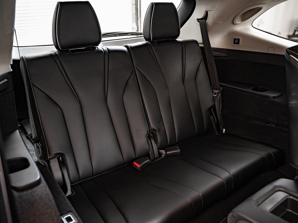 Certified 2023 Acura MDX SH-AWD w/ Advance Package image 46