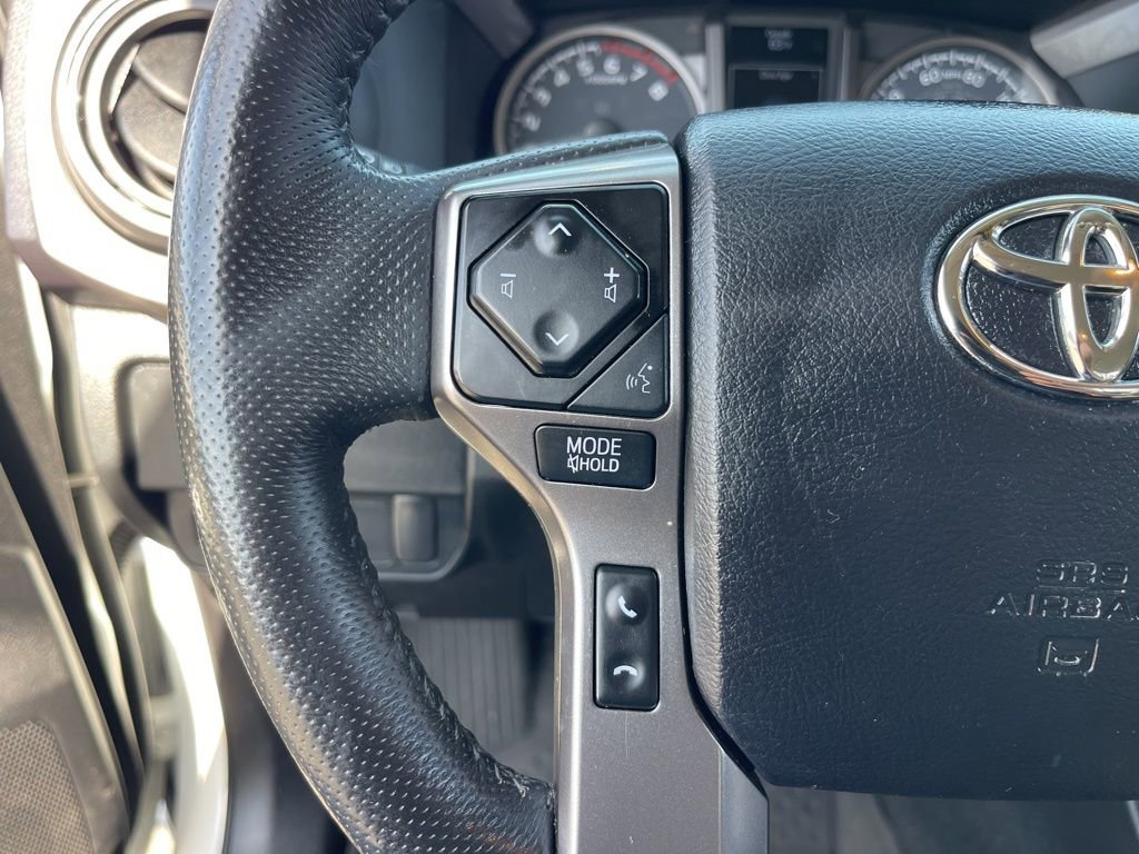Certified 2022 Toyota Tacoma SR5 w/ SR5 Appearance Package (SM) image 18