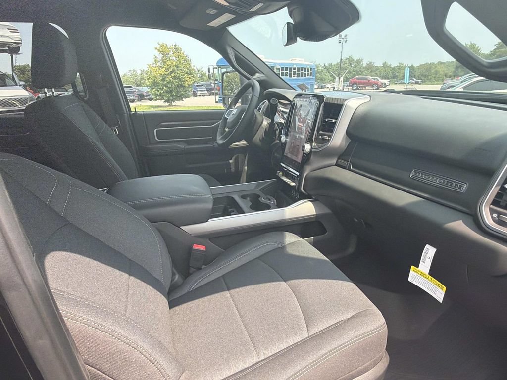 New 2026 RAM 2500 Big Horn AWD/4WD image 27