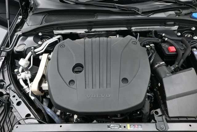 Used 2024 Volvo S60 B5 Plus w/ Climate Package FWD image 35