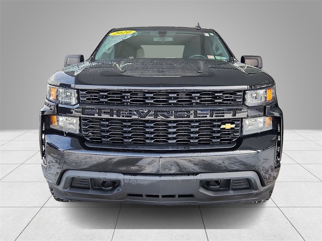 Used 2020 Chevrolet Silverado 1500 Custom w/ Custom Value Package image 2