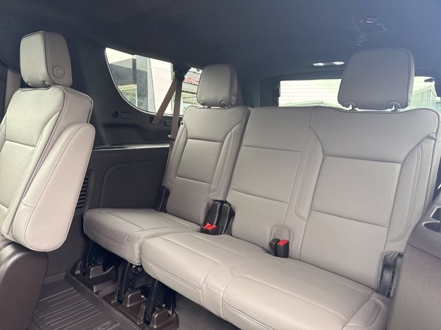 New 2026 GMC Yukon XL Elevation w/ LPO, Floor Liner Package AWD/4WD image 17