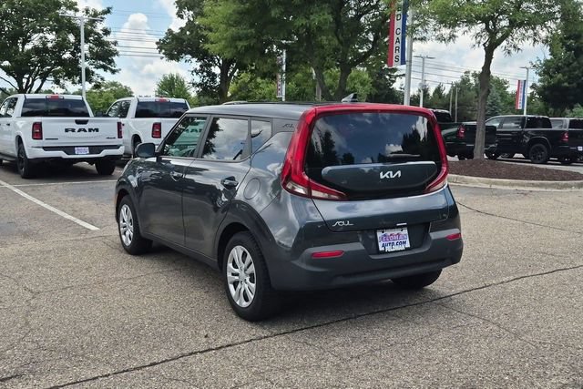 Used 2022 Kia Soul LX FWD image 5
