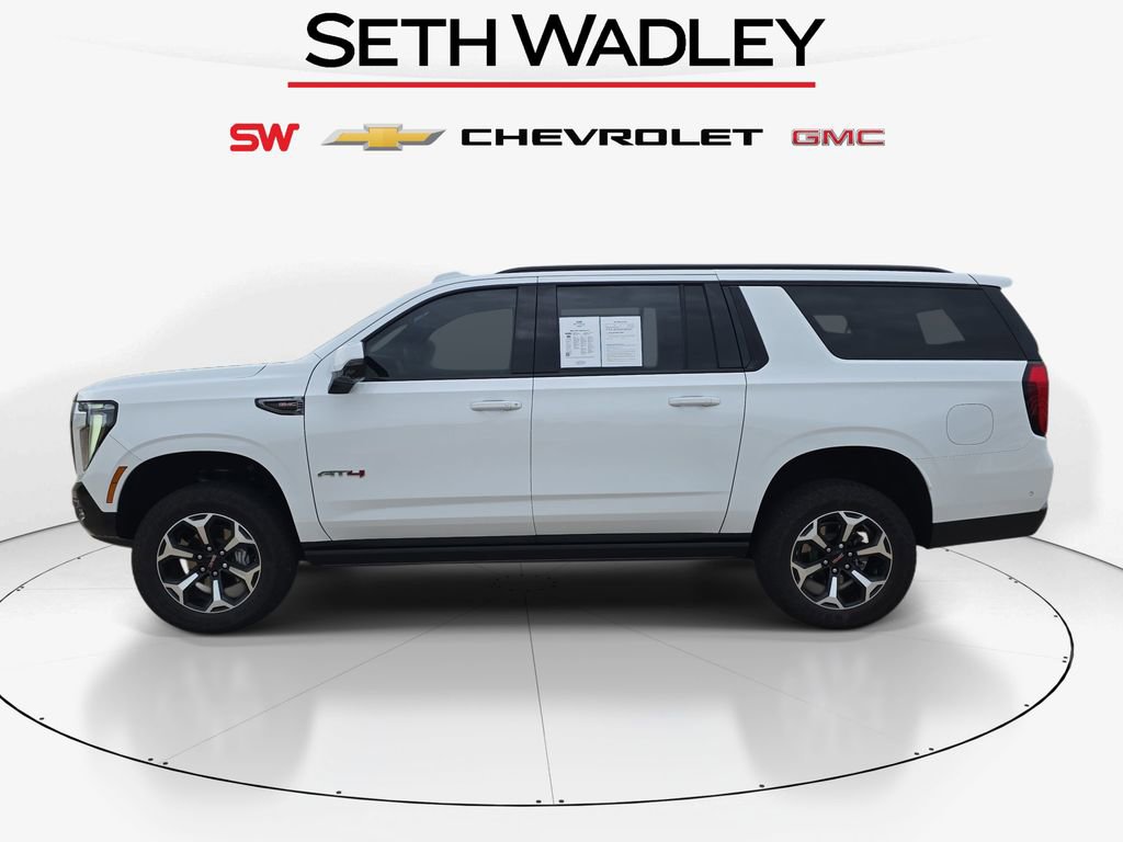 Used 2025 GMC Yukon XL AT4 w/ AT4 Premium Package AWD/4WD image 4