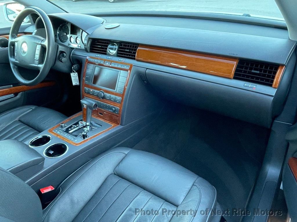 Used 2004 Volkswagen Phaeton V8 image 14