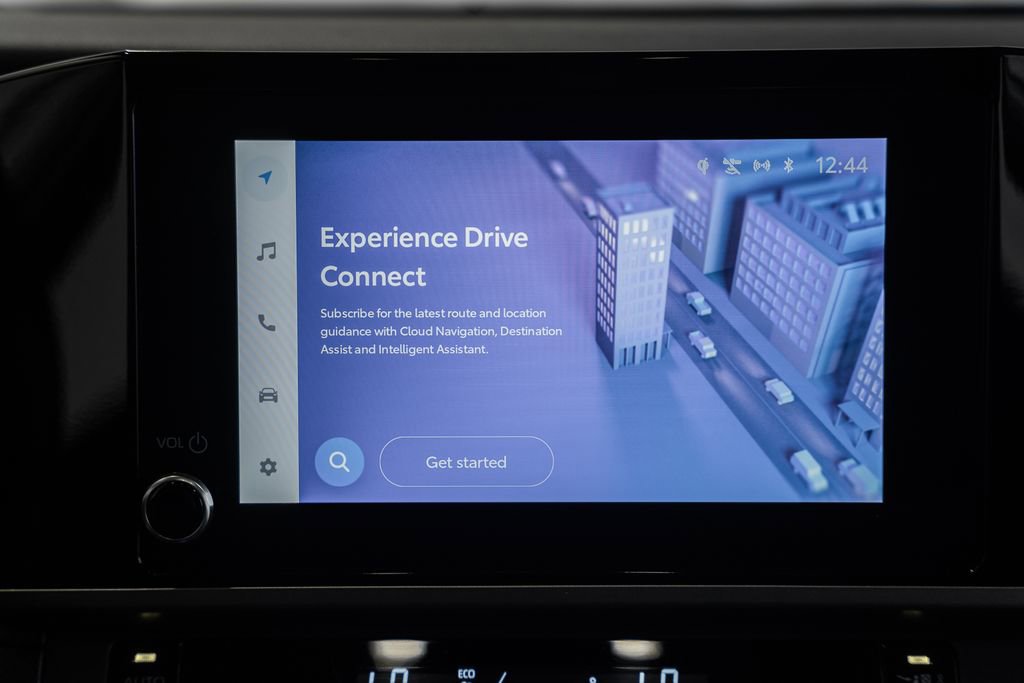 Used 2025 Toyota Camry LE image 18