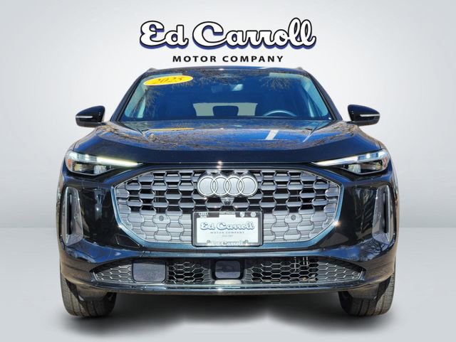 Used 2025 Audi Q5 Premium Plus w/ Premium Plus image 2