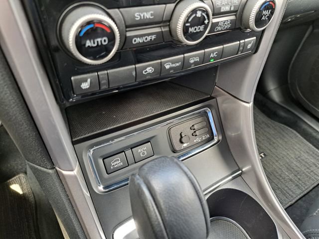 Used 2019 Subaru Ascent Limited AWD/4WD image 16