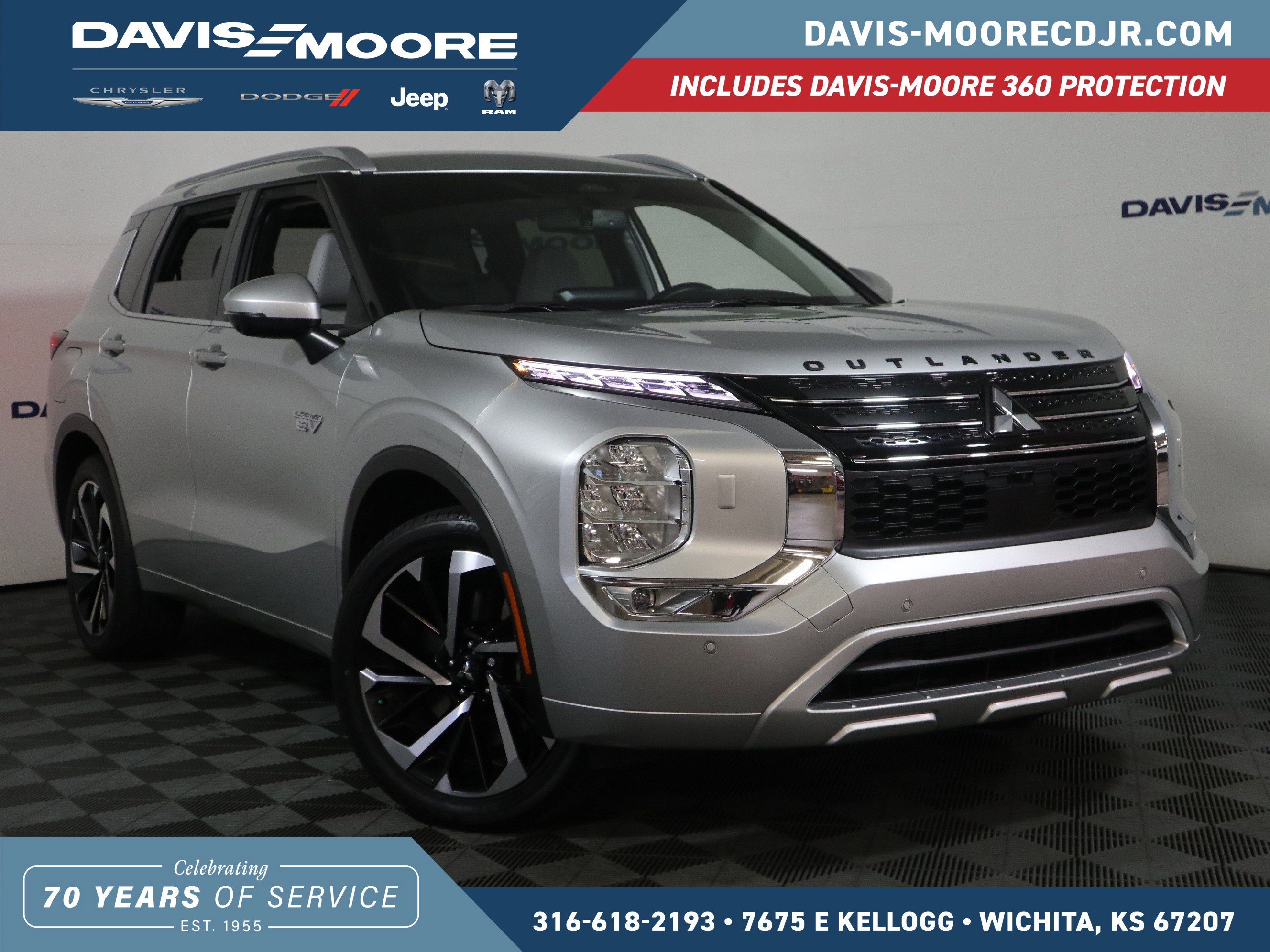 Used 2024 Mitsubishi Outlander SEL image 1