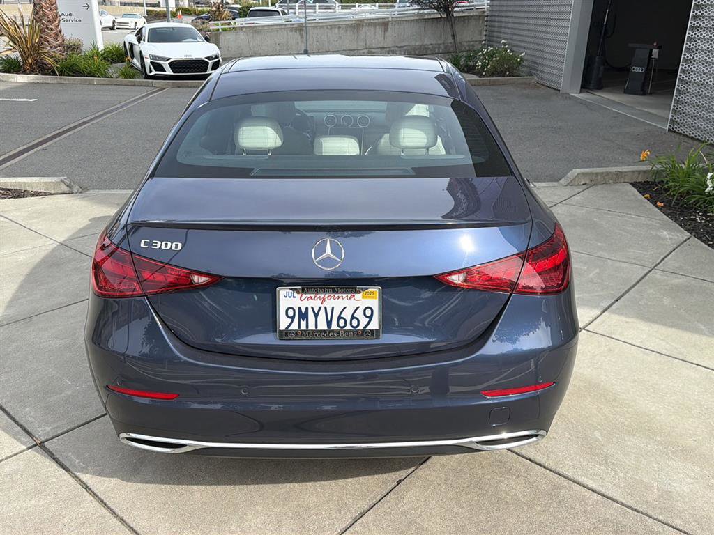Used 2024 Mercedes-Benz C 300 Sedan image 7