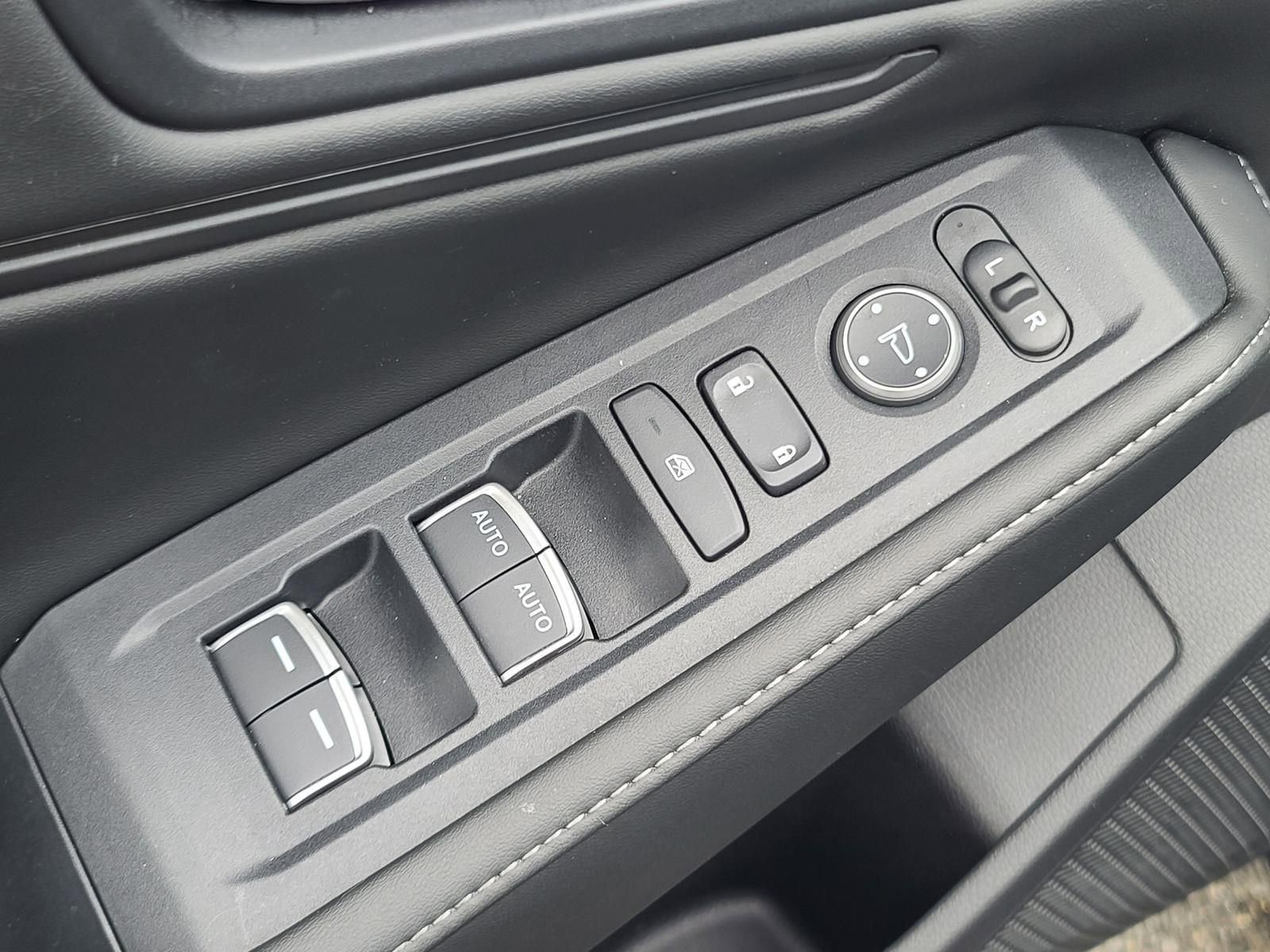 Used 2025 Honda Accord Sport image 14