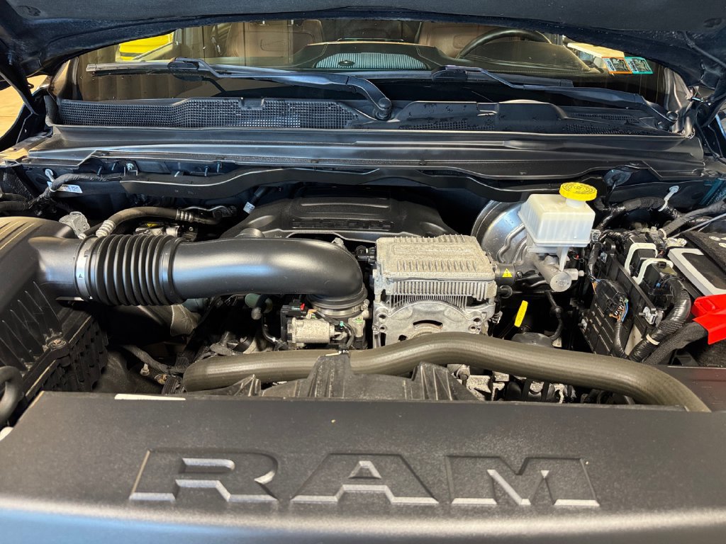 Used 2023 RAM 1500 Limited w/ Off Road Group AWD/4WD image 27