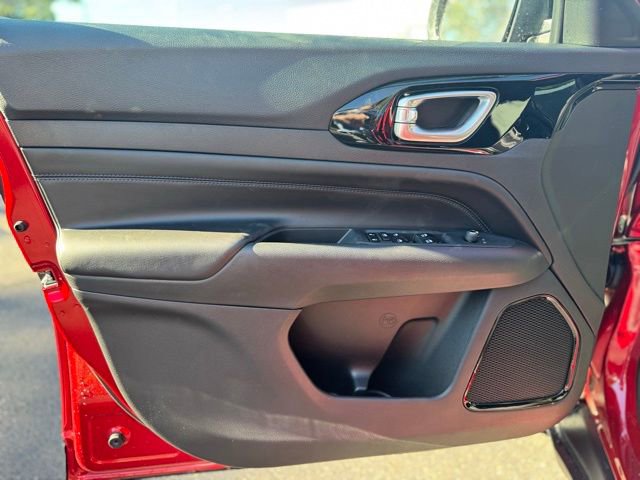 New 2026 Jeep Compass Limited image 12