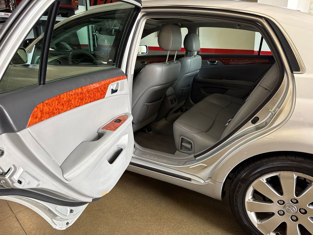 Used 2006 Toyota Avalon XLS image 80