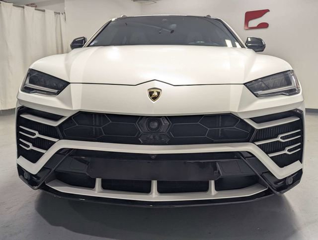 Used 2019 Lamborghini Urus image 27