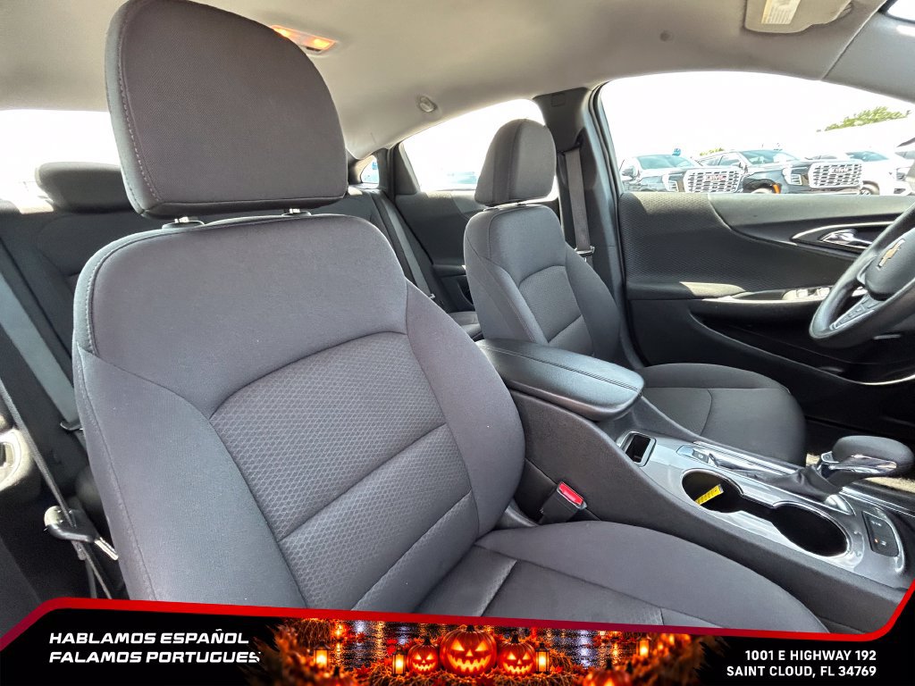 Used 2025 Chevrolet Malibu LT FWD image 16
