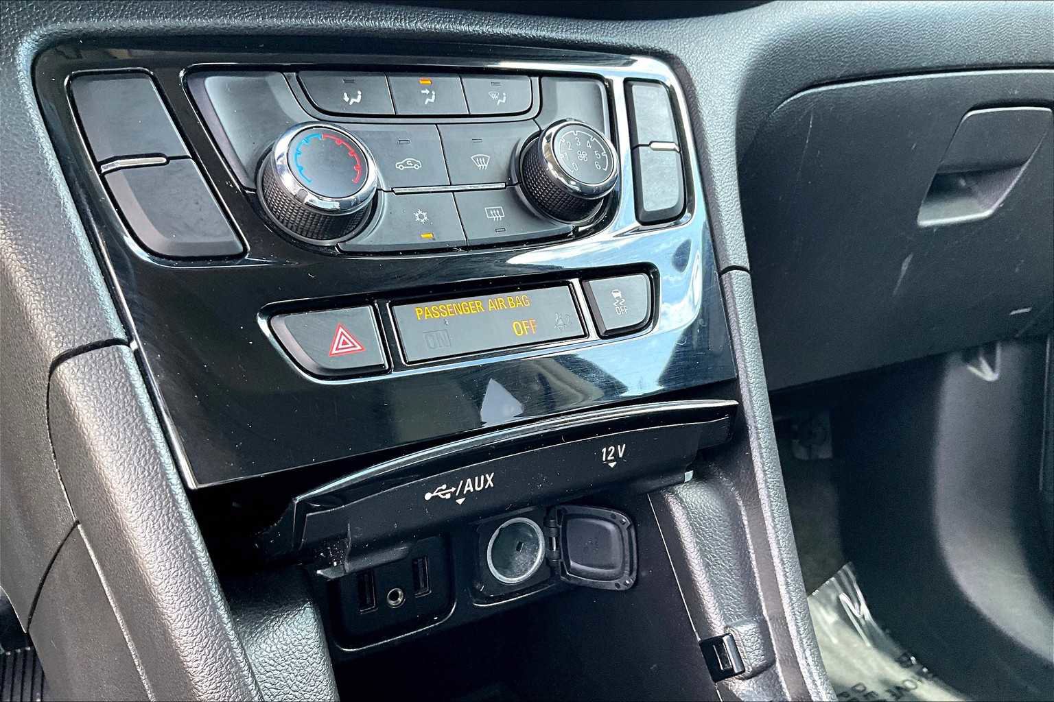 Used 2017 Buick Encore Preferred image 35