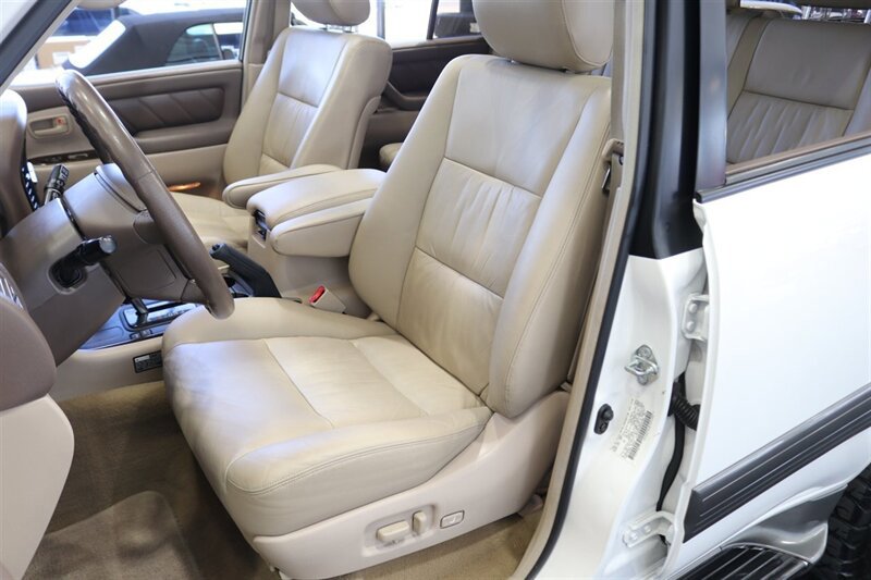 Used 1999 Toyota Land Cruiser AWD/4WD image 14