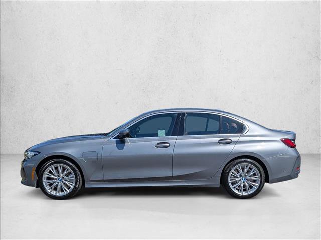 Certified 2024 BMW 330e w/ Premium Package RWD image 8