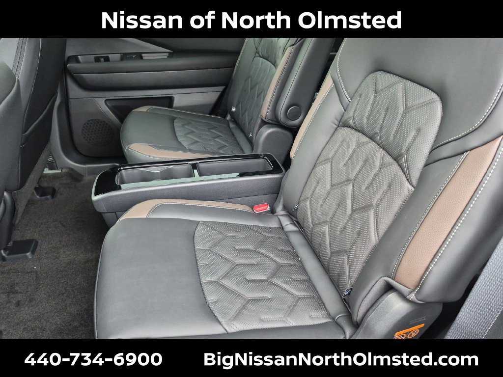 New 2026 Nissan Pathfinder Platinum AWD/4WD image 17
