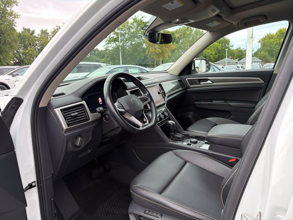 Used 2021 Volkswagen Atlas SEL AWD/4WD image 12