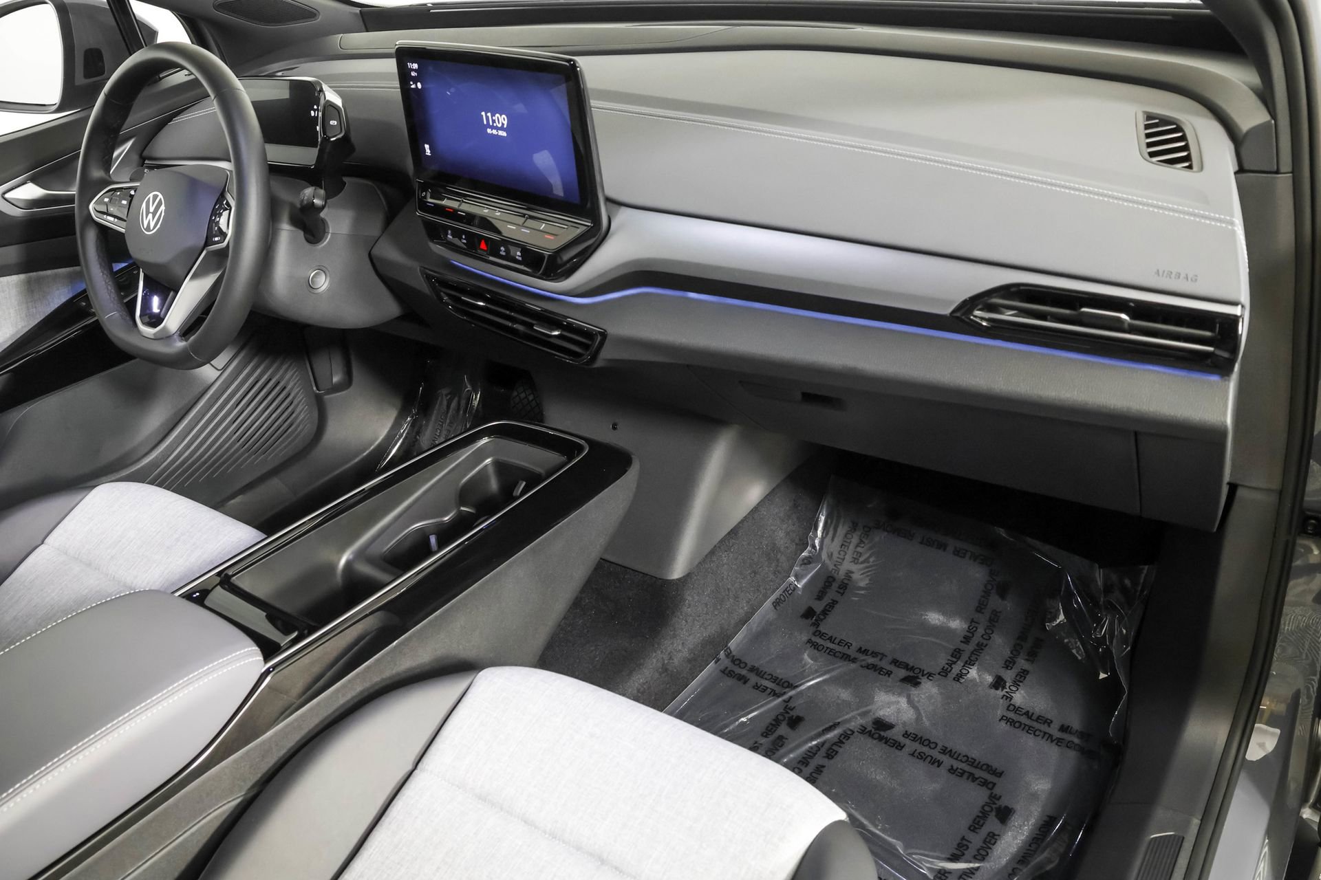 Certified 2023 Volkswagen ID.4 Pro AWD/4WD image 44