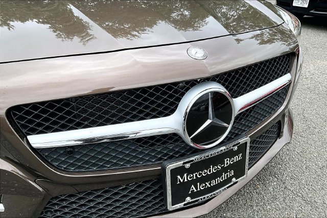 Used 2013 Mercedes-Benz SL 550 image 6