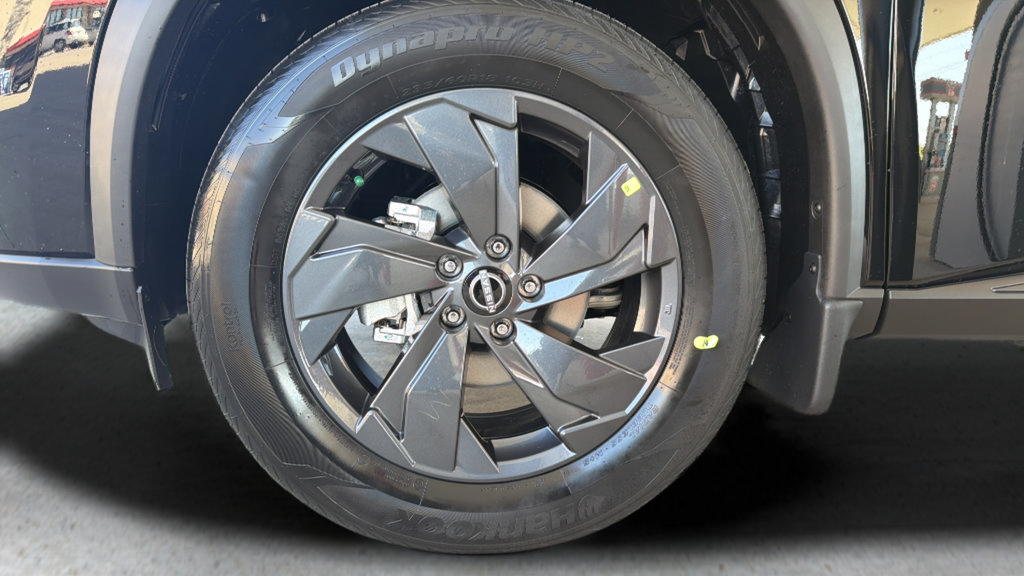 New 2026 Nissan Rogue SV AWD/4WD image 14
