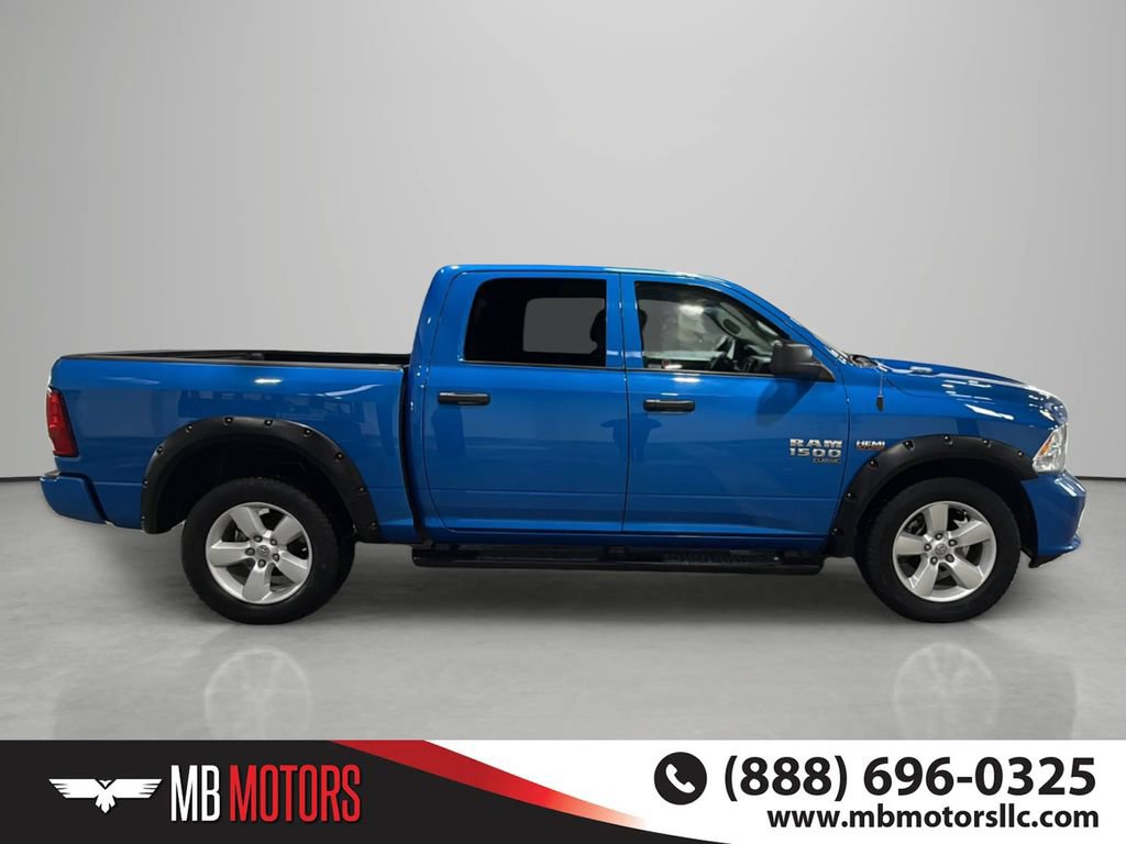 Used 2023 RAM 1500 Express w/ Wheel & Sound Group AWD/4WD image 3
