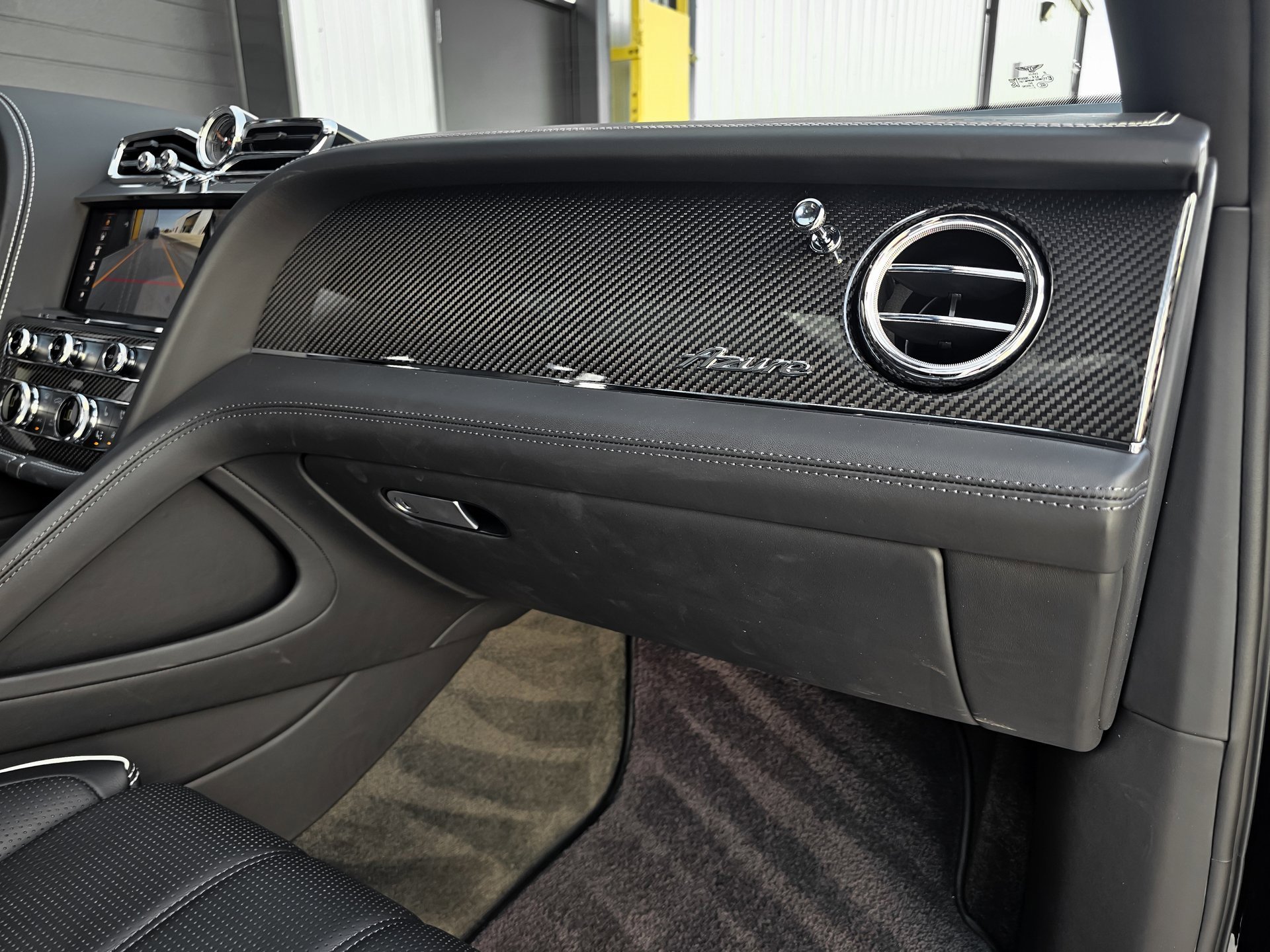 Used 2023 Bentley Bentayga Extended Wheelbase image 73