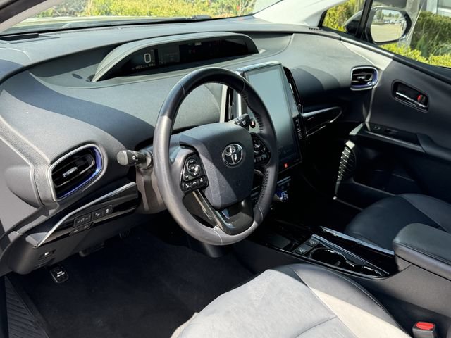Used 2019 Toyota Prius Limited FWD image 16